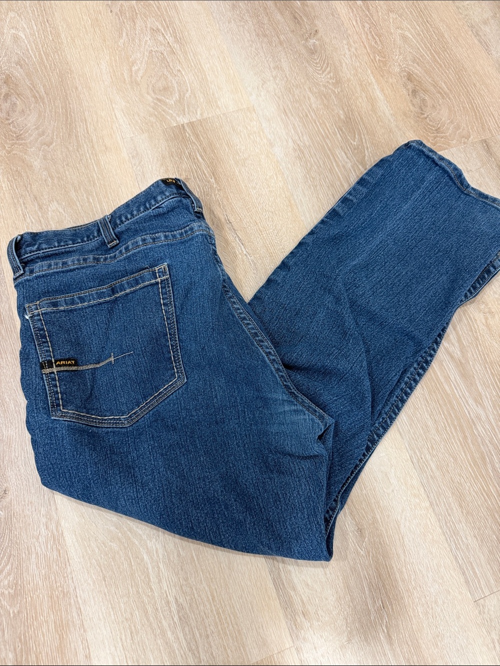 Ariat Indigo Blue M5 Straight Fit Denim Jeans *see photos*